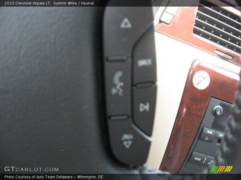 Summit White / Neutral 2010 Chevrolet Impala LT