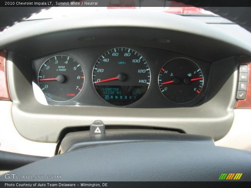 Summit White / Neutral 2010 Chevrolet Impala LT