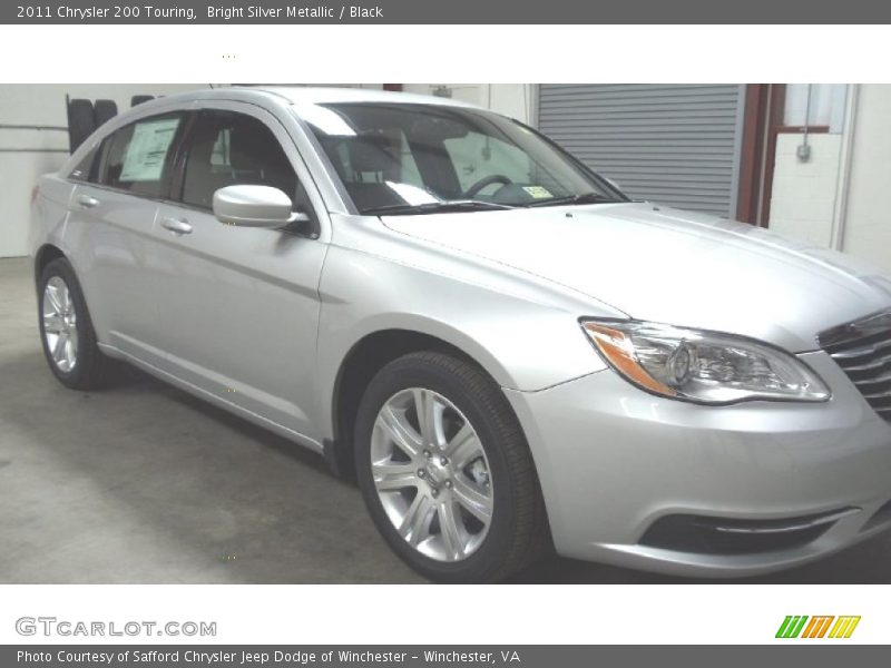 Bright Silver Metallic / Black 2011 Chrysler 200 Touring