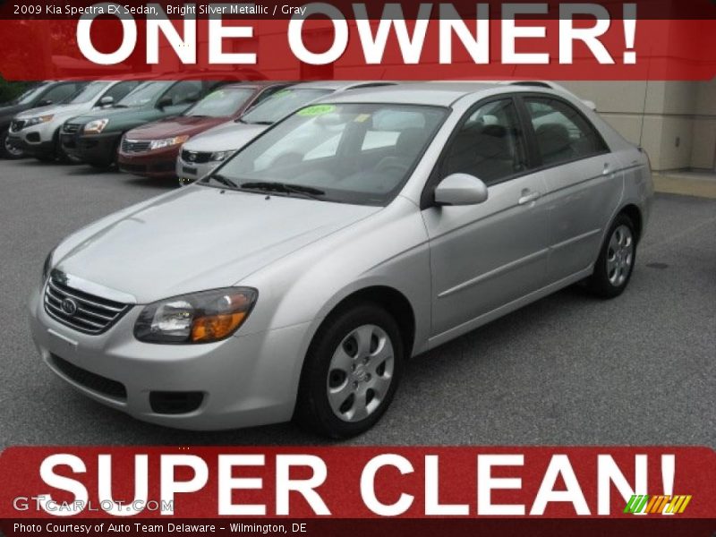 Bright Silver Metallic / Gray 2009 Kia Spectra EX Sedan