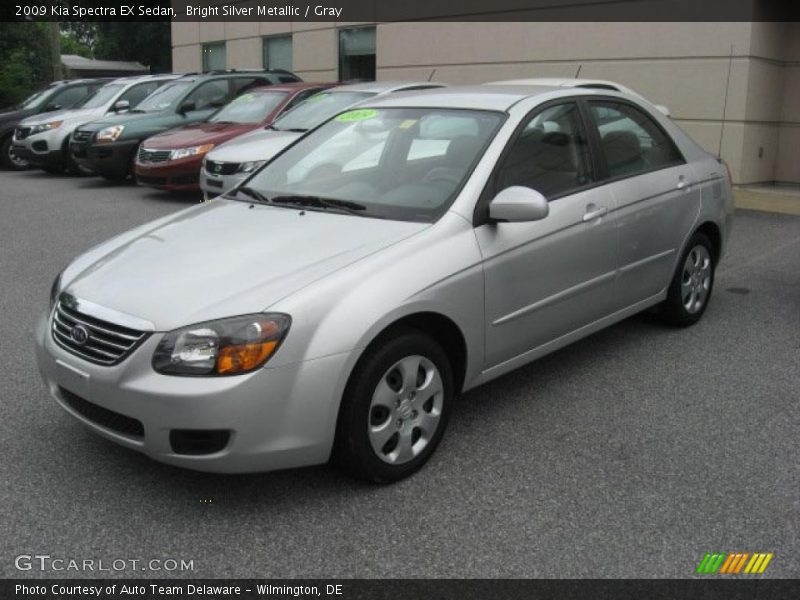 Bright Silver Metallic / Gray 2009 Kia Spectra EX Sedan