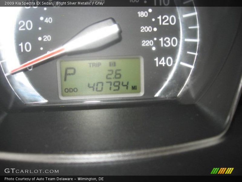 Bright Silver Metallic / Gray 2009 Kia Spectra EX Sedan