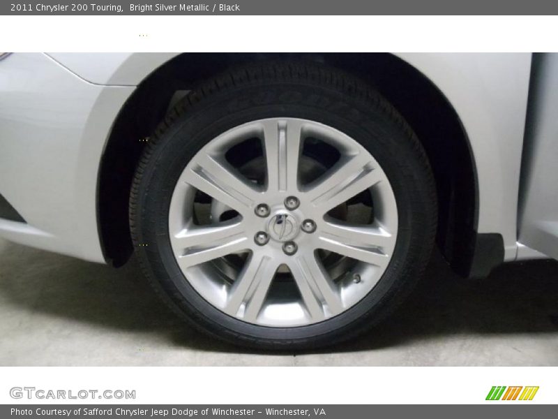Bright Silver Metallic / Black 2011 Chrysler 200 Touring