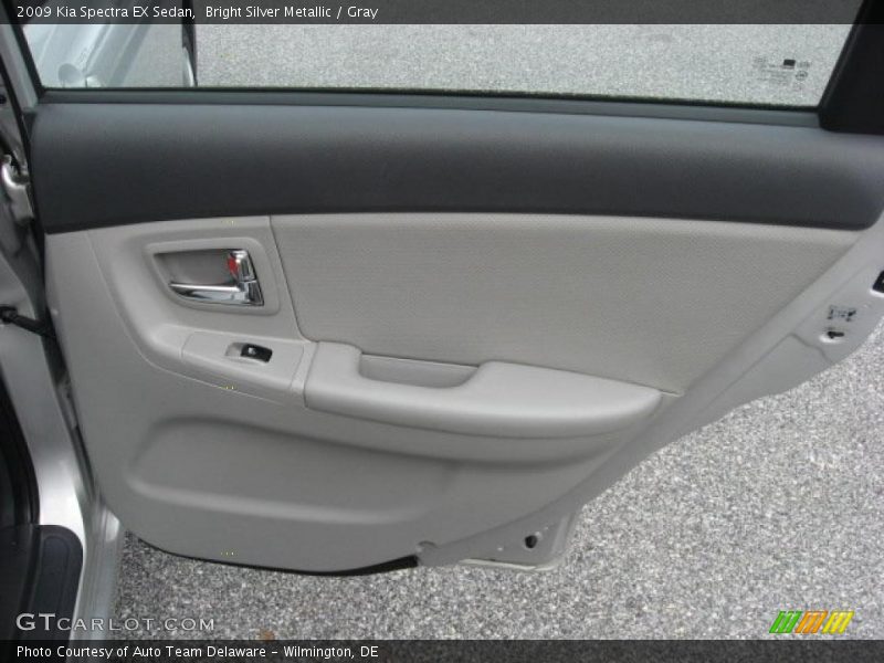 Bright Silver Metallic / Gray 2009 Kia Spectra EX Sedan