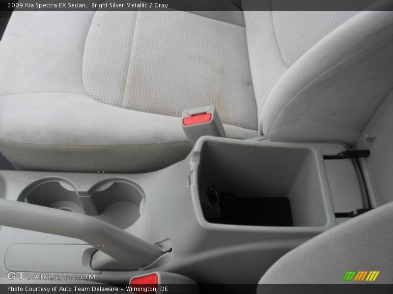 Bright Silver Metallic / Gray 2009 Kia Spectra EX Sedan