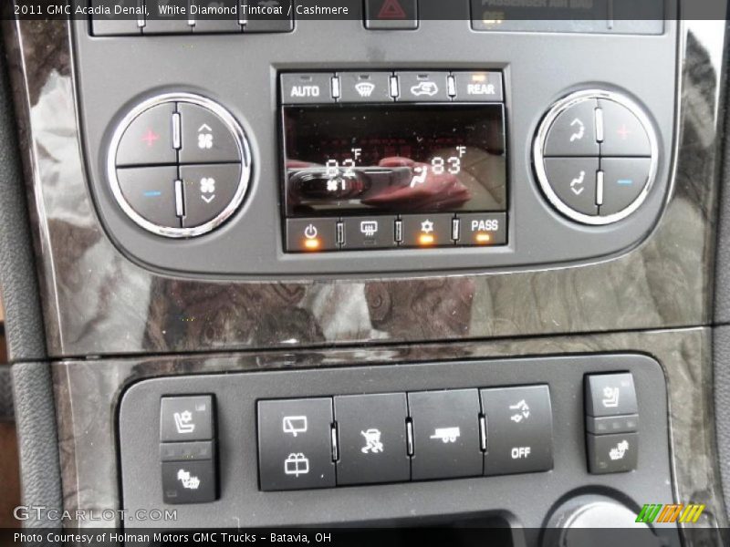 White Diamond Tintcoat / Cashmere 2011 GMC Acadia Denali