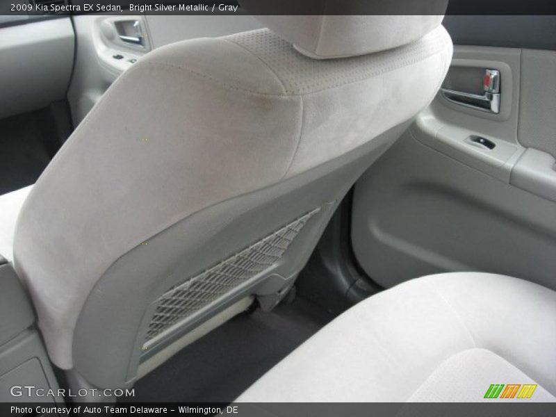 Bright Silver Metallic / Gray 2009 Kia Spectra EX Sedan