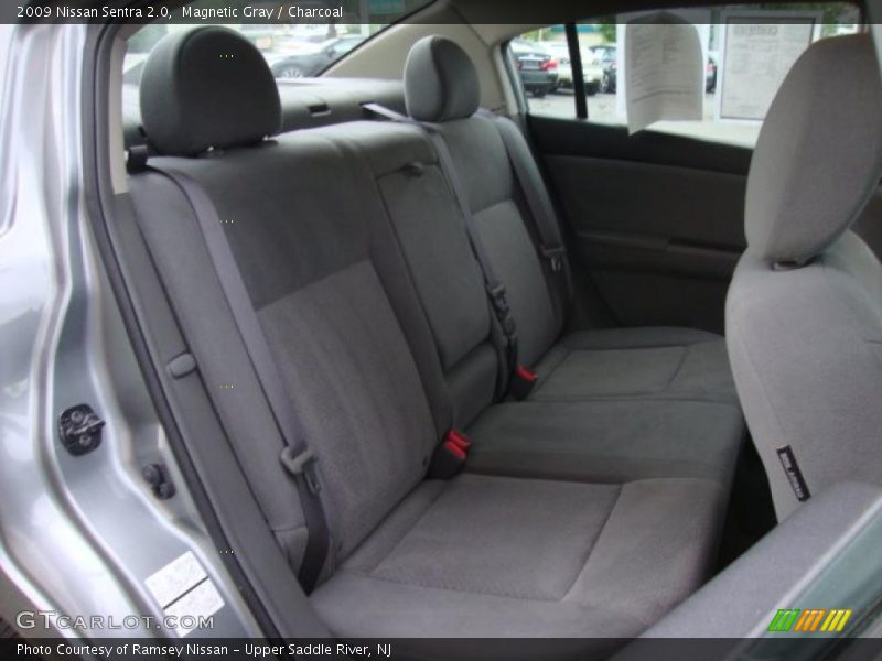 Magnetic Gray / Charcoal 2009 Nissan Sentra 2.0