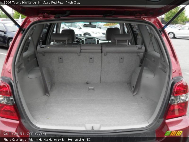  2006 Highlander I4 Trunk
