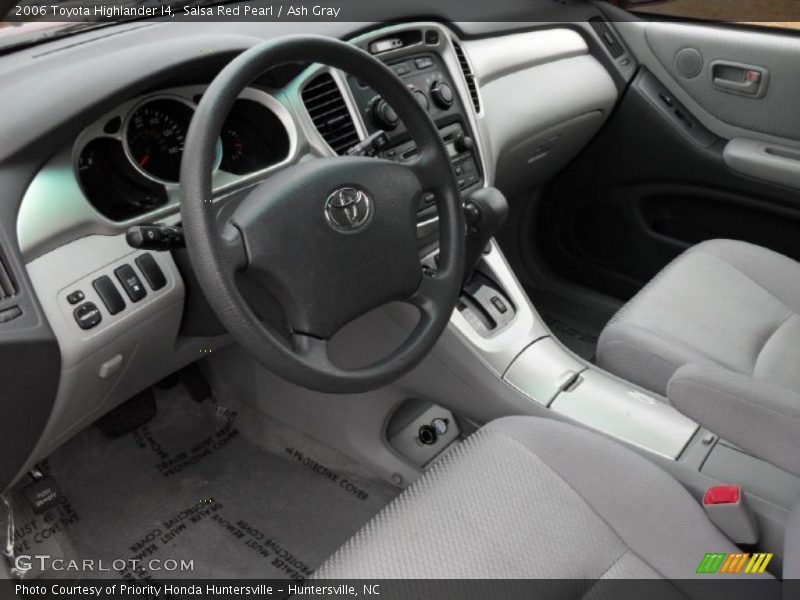 2006 Highlander I4 Ash Gray Interior