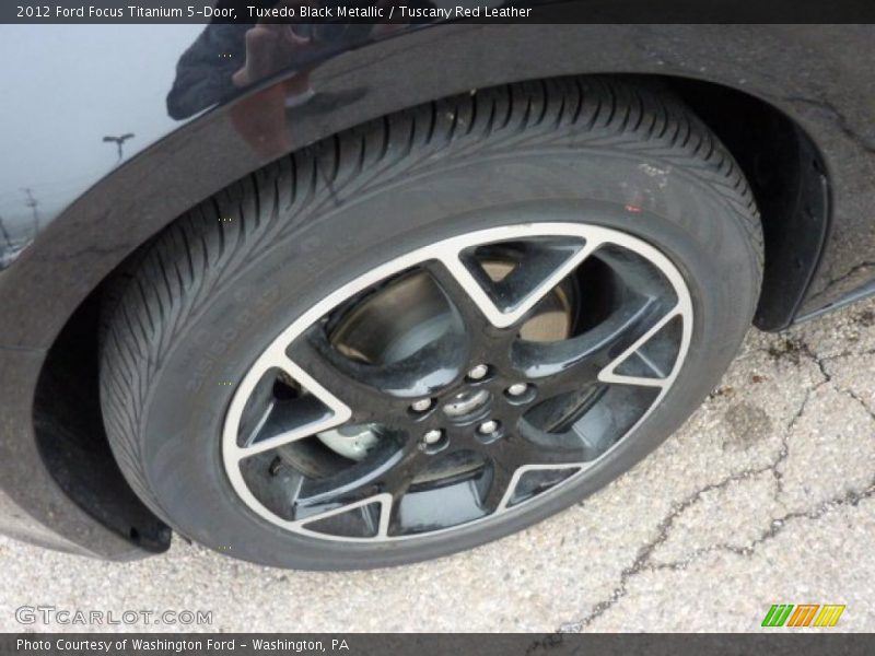  2012 Focus Titanium 5-Door Wheel