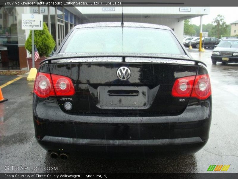 Black / Pure Beige 2007 Volkswagen Jetta Wolfsburg Edition Sedan