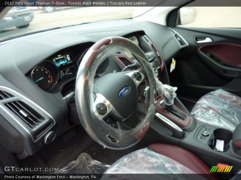 Tuxedo Black Metallic / Tuscany Red Leather 2012 Ford Focus Titanium 5-Door