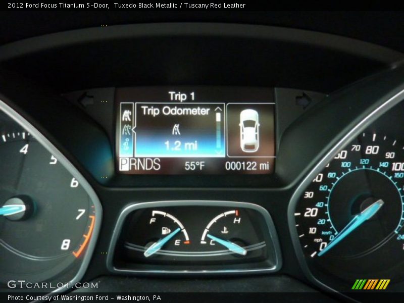 Tuxedo Black Metallic / Tuscany Red Leather 2012 Ford Focus Titanium 5-Door