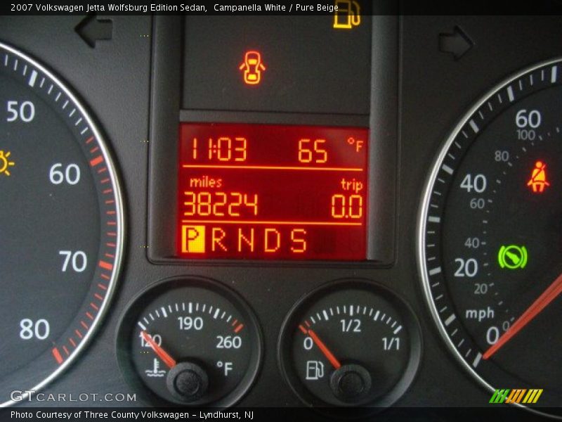 Campanella White / Pure Beige 2007 Volkswagen Jetta Wolfsburg Edition Sedan