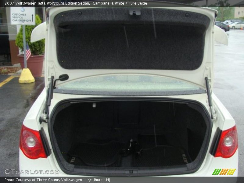 Campanella White / Pure Beige 2007 Volkswagen Jetta Wolfsburg Edition Sedan