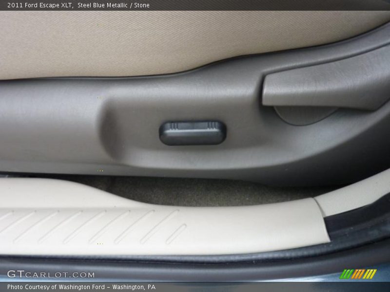 Steel Blue Metallic / Stone 2011 Ford Escape XLT