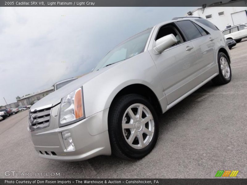 Light Platinum / Light Gray 2005 Cadillac SRX V8