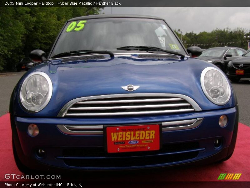 Hyper Blue Metallic / Panther Black 2005 Mini Cooper Hardtop