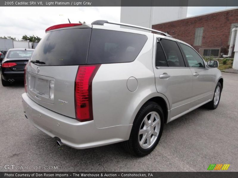 Light Platinum / Light Gray 2005 Cadillac SRX V8