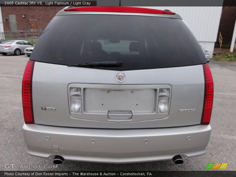 Light Platinum / Light Gray 2005 Cadillac SRX V8