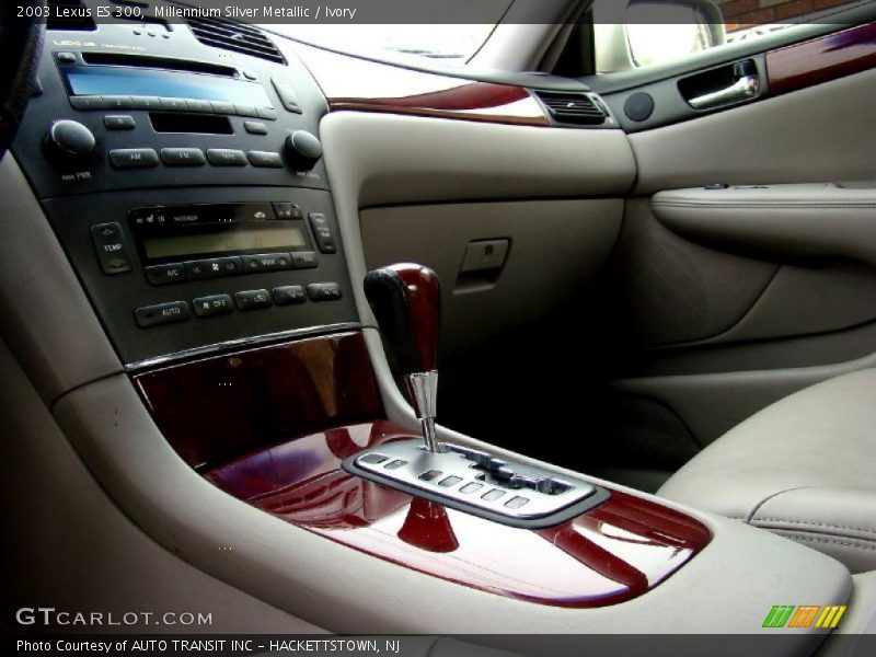 Millennium Silver Metallic / Ivory 2003 Lexus ES 300