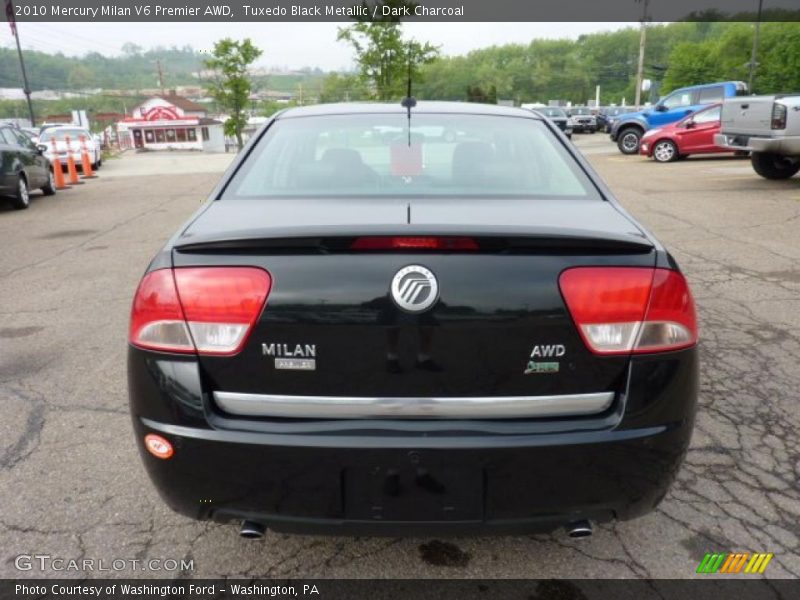 Tuxedo Black Metallic / Dark Charcoal 2010 Mercury Milan V6 Premier AWD