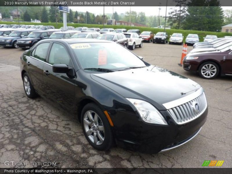 Front 3/4 View of 2010 Milan V6 Premier AWD