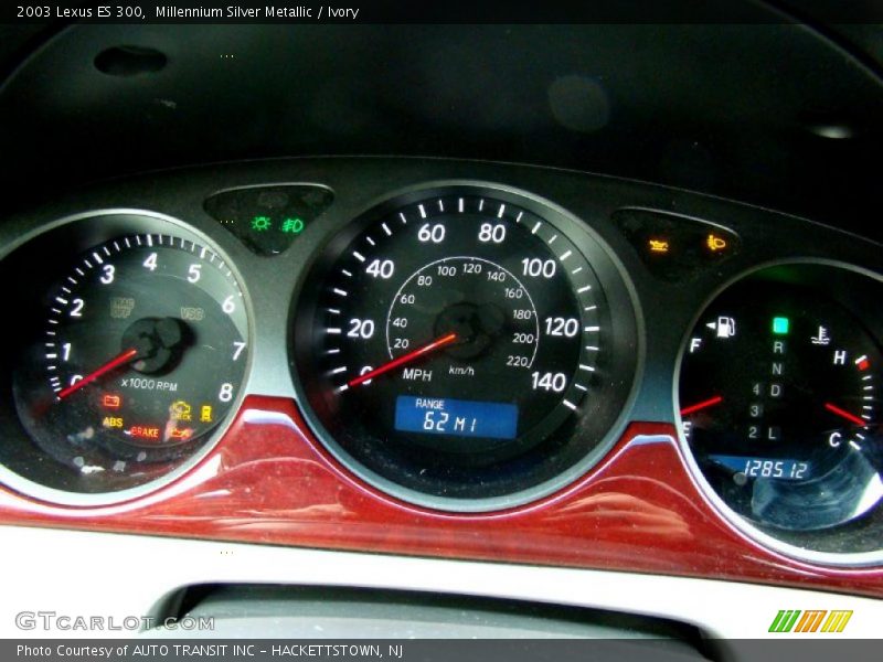 Millennium Silver Metallic / Ivory 2003 Lexus ES 300