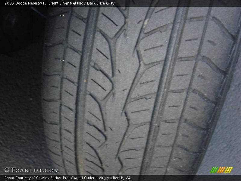 Bright Silver Metallic / Dark Slate Gray 2005 Dodge Neon SXT