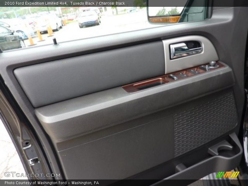 Door Panel of 2010 Expedition Limited 4x4