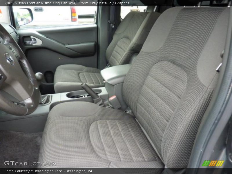  2005 Frontier Nismo King Cab 4x4 Graphite Interior