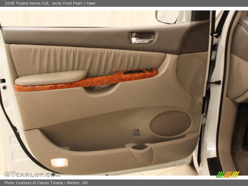 Arctic Frost Pearl / Fawn 2008 Toyota Sienna XLE