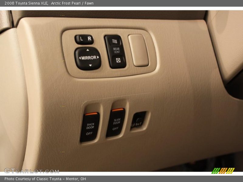 Arctic Frost Pearl / Fawn 2008 Toyota Sienna XLE