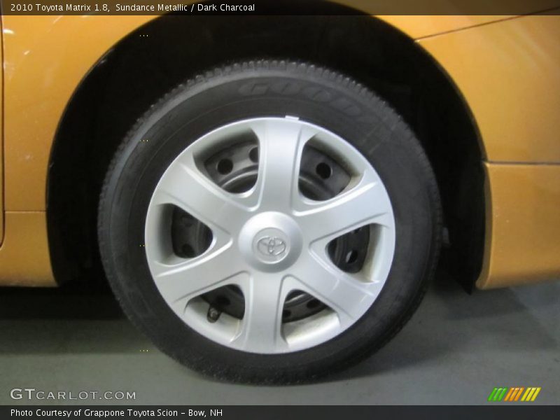 Sundance Metallic / Dark Charcoal 2010 Toyota Matrix 1.8