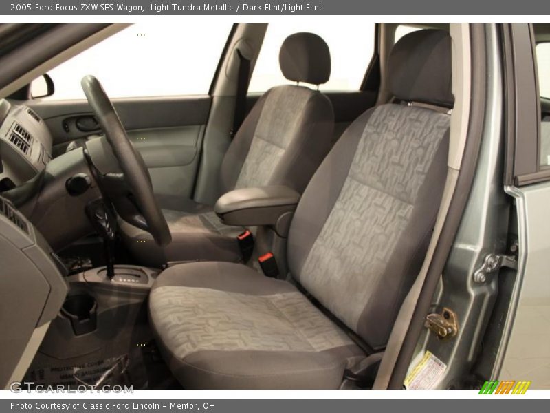 Light Tundra Metallic / Dark Flint/Light Flint 2005 Ford Focus ZXW SES Wagon