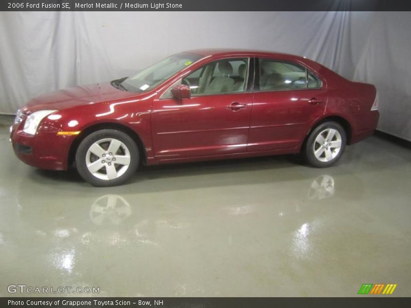 Merlot Metallic / Medium Light Stone 2006 Ford Fusion SE