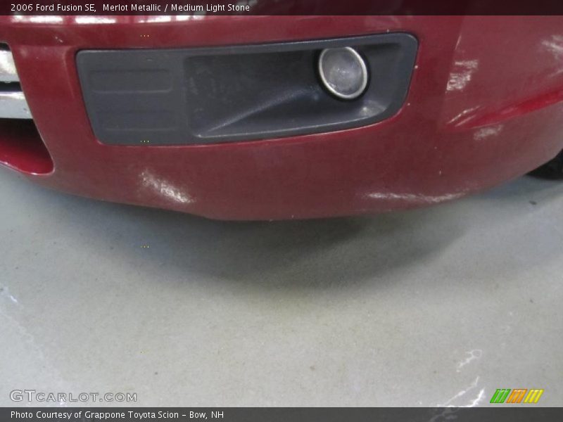 Merlot Metallic / Medium Light Stone 2006 Ford Fusion SE