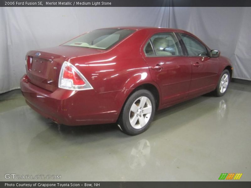Merlot Metallic / Medium Light Stone 2006 Ford Fusion SE
