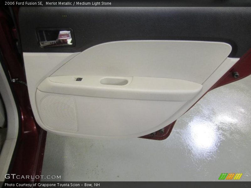 Merlot Metallic / Medium Light Stone 2006 Ford Fusion SE