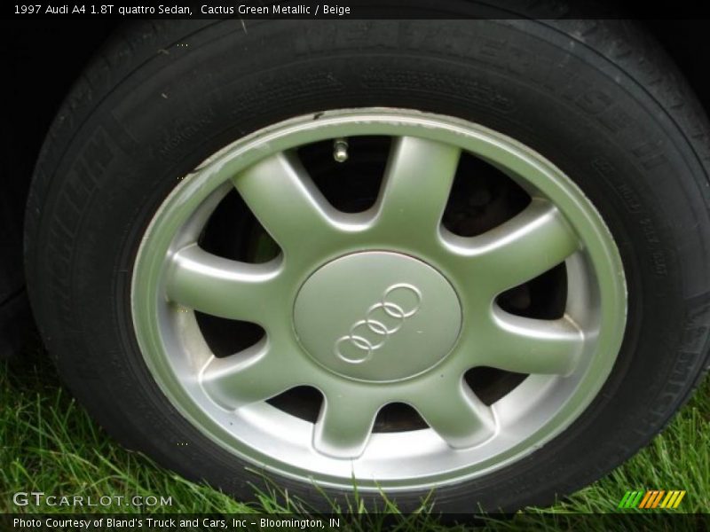  1997 A4 1.8T quattro Sedan Wheel