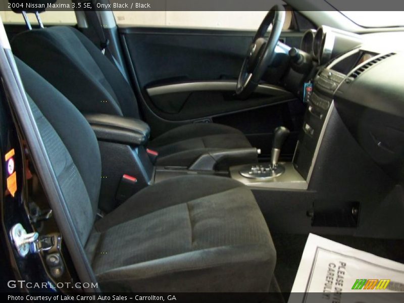Onyx Black / Black 2004 Nissan Maxima 3.5 SE