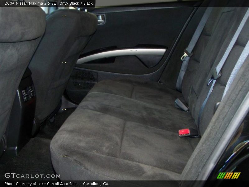 Onyx Black / Black 2004 Nissan Maxima 3.5 SE
