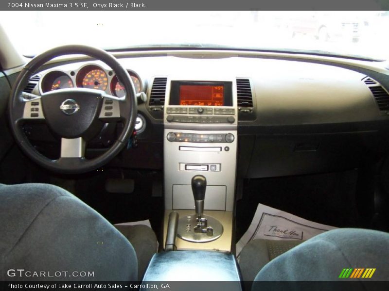 Onyx Black / Black 2004 Nissan Maxima 3.5 SE