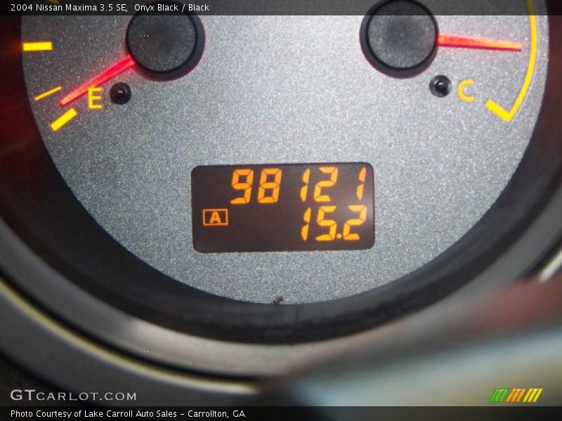 Onyx Black / Black 2004 Nissan Maxima 3.5 SE