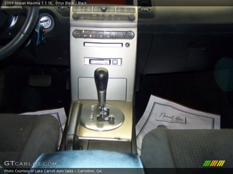 Onyx Black / Black 2004 Nissan Maxima 3.5 SE