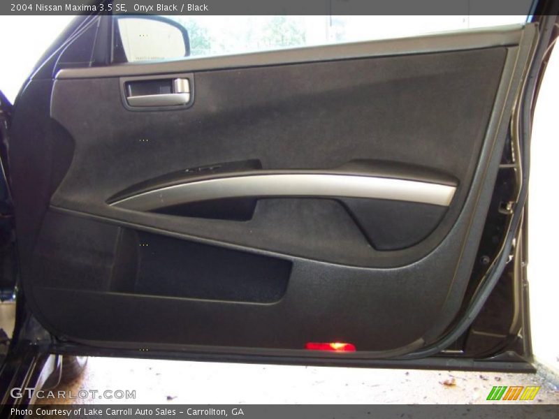 Onyx Black / Black 2004 Nissan Maxima 3.5 SE