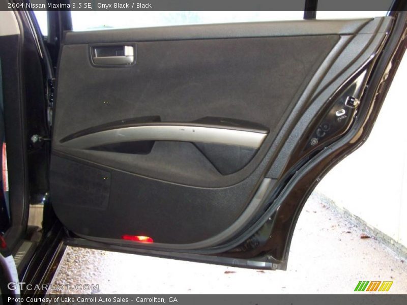 Onyx Black / Black 2004 Nissan Maxima 3.5 SE