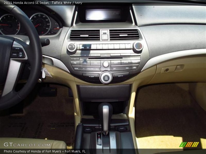 Controls of 2011 Accord SE Sedan