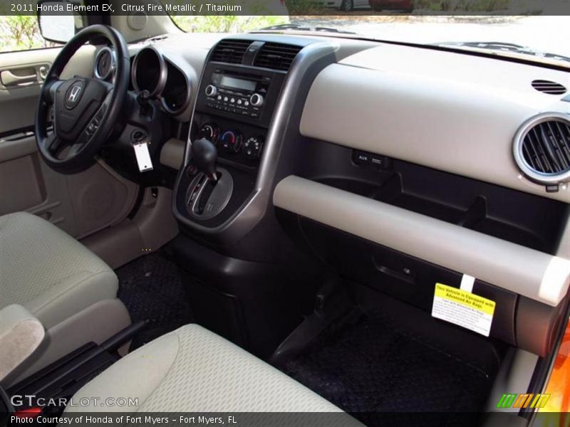  2011 Element EX Titanium Interior
